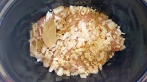 Slow Cooker Lemony Chicken & Barley Soup