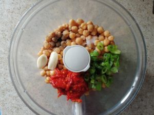 Harissa Garlic Hummus