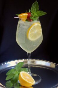 Limoncello Spritz