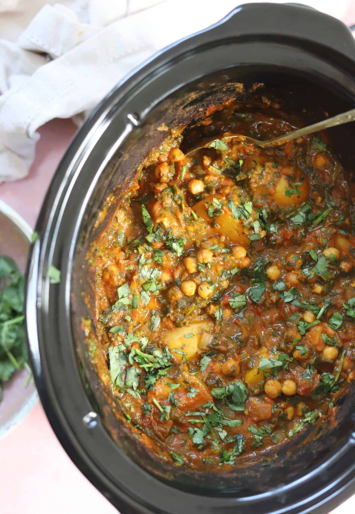 Slow Cooker Chickpea and Potato Curry