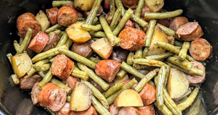 Slow Cooker Cajun Sausage, Green Beans, and Potatoes